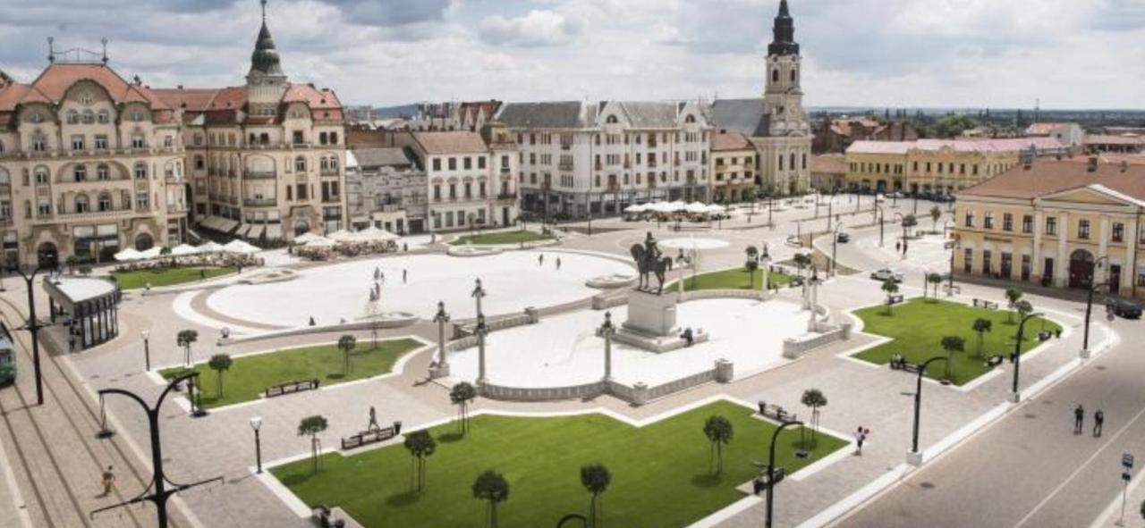 Olivia Home Oradea Exteriör bild